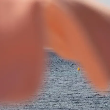 فندق كاب دانتيب بيتش